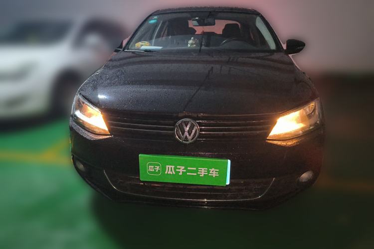 Used Volkswagen Sagitar 2014 1.6L Manual Comfort Model Front