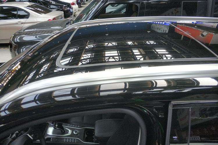 Used Wey VV6 2021 2.0T Two-Wheel Drive Smart Plus
