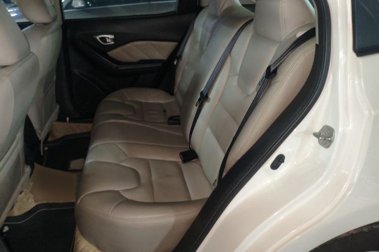 Used GAC Trumpchi GA3S Vision 2014 1.6L Automatic Luxury ESP Version
