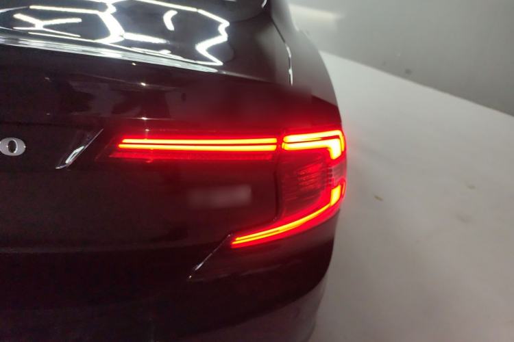 Used Volvo S90 New Energy 2025 Plug-in Hybrid Four-Wheel Drive Long-Range Luxury Smart Edition