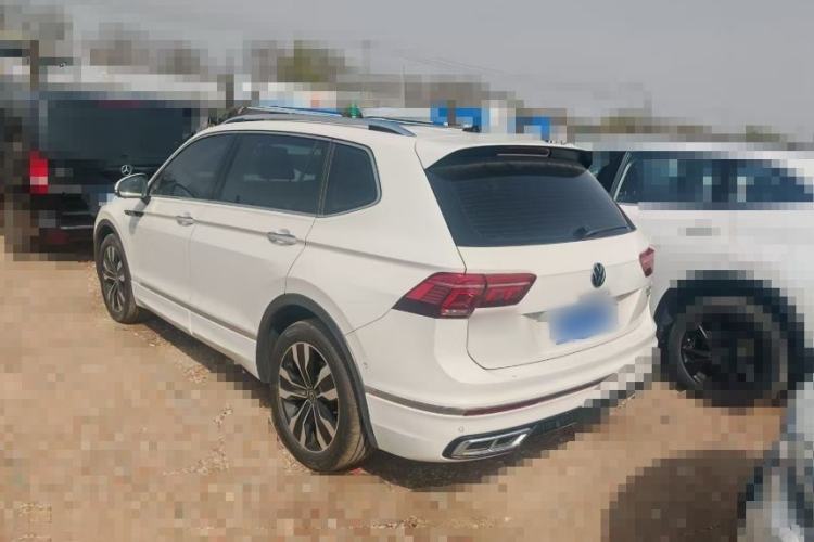 Used Volkswagen Tiguan L 2022 380TSI Automatic All-Wheel Drive R-Line Enhanced Comfort 7-Seater Exterior 1