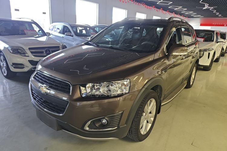 Used Chevrolet Captiva 2015 2.4L 4x4 Flagship Edition 7-Seater