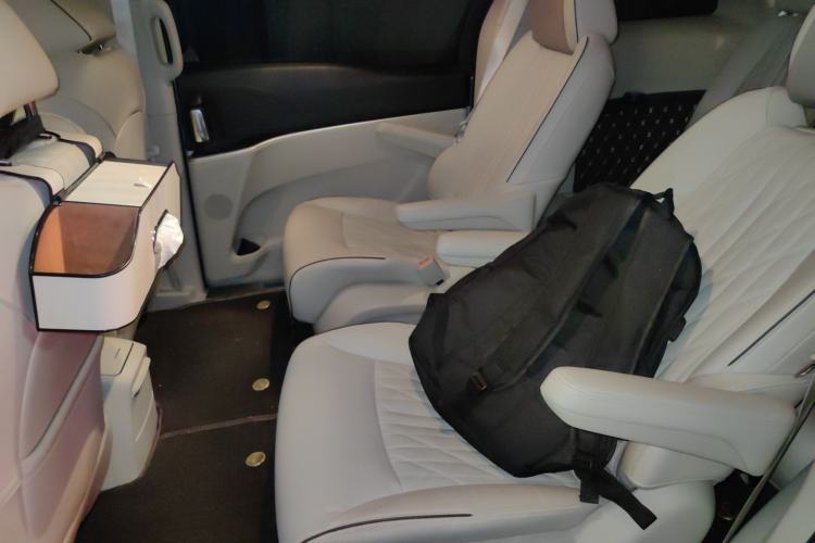 Used Buick GL8 2022 Land Business Class 652T Luxury Model
