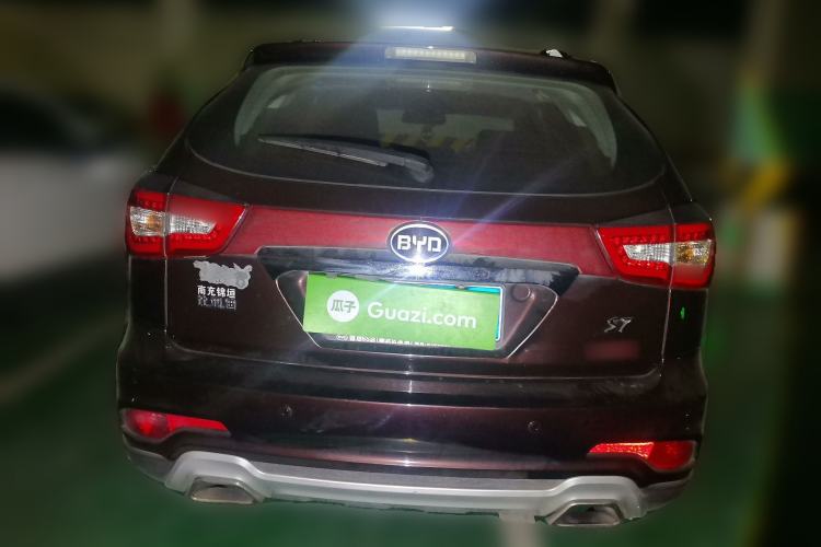 Used BYD S7 2015 2.0T Automatic Prestige Model