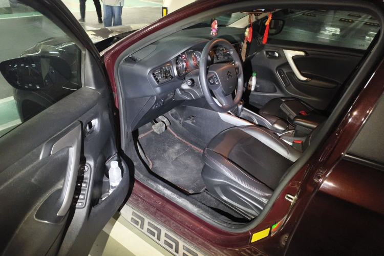 Used Citroen C3-XR 2018 1.6L Automatic Pioneer Model Driver Seat