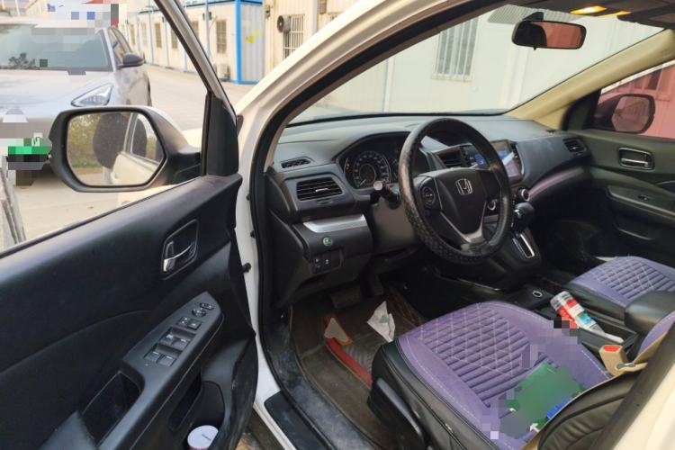 Used Honda CR-V 2016 2.0L two-wheel drive Urban Edition Driver Seat