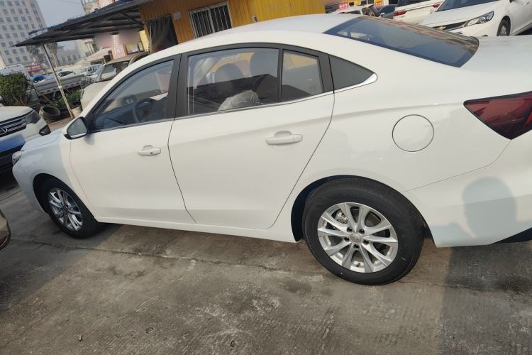 Used Roewe i5 2023 1.5L CVT Luxury Edition