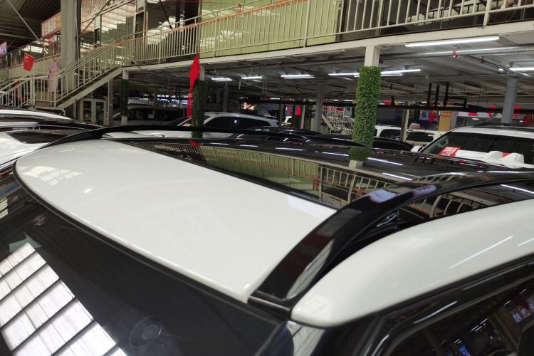 Used Land Rover Range Evoque 2018 240 PS SE Smart Brilliance Edition
