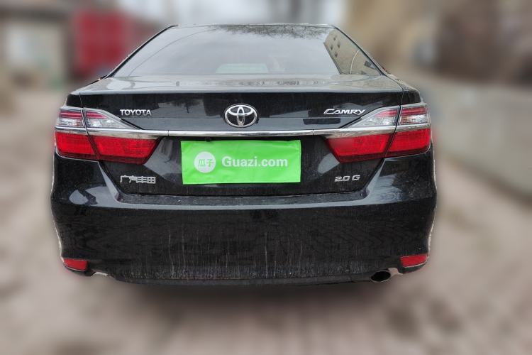 Used Toyota Camry 2016 2.0G 10th Anniversary Leading Edition
