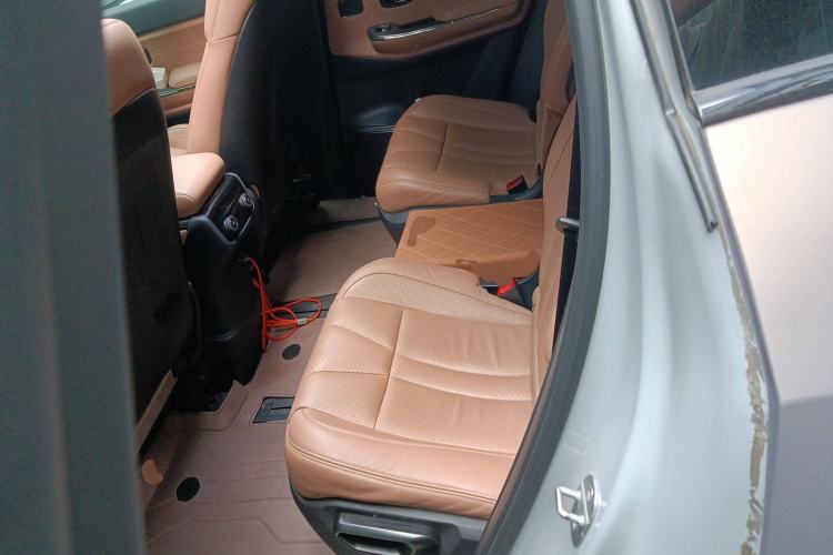 Used Nio ES8 2022 100 kWh Six-Seater Version Left Rear Seat