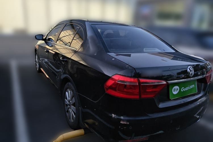 Used Volkswagen Lavida 2013 1.6L Automatic Comfort Edition
