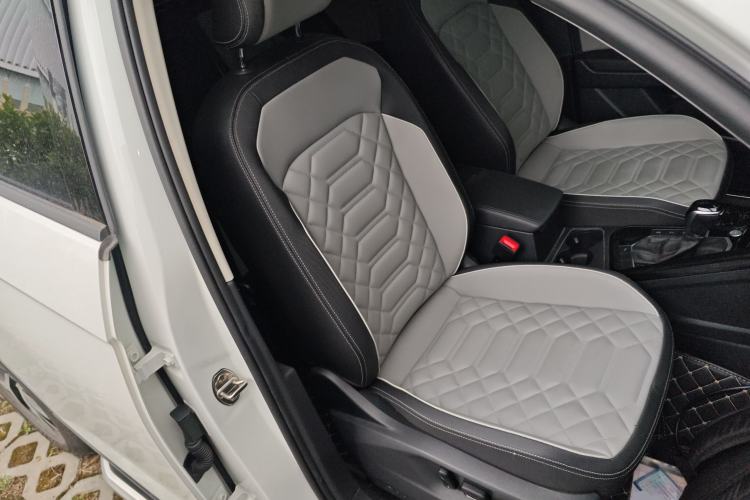 Used Volkswagen Tayron 2023 280TSI Two-Wheel-Drive Luxury Plus Advanced Version
