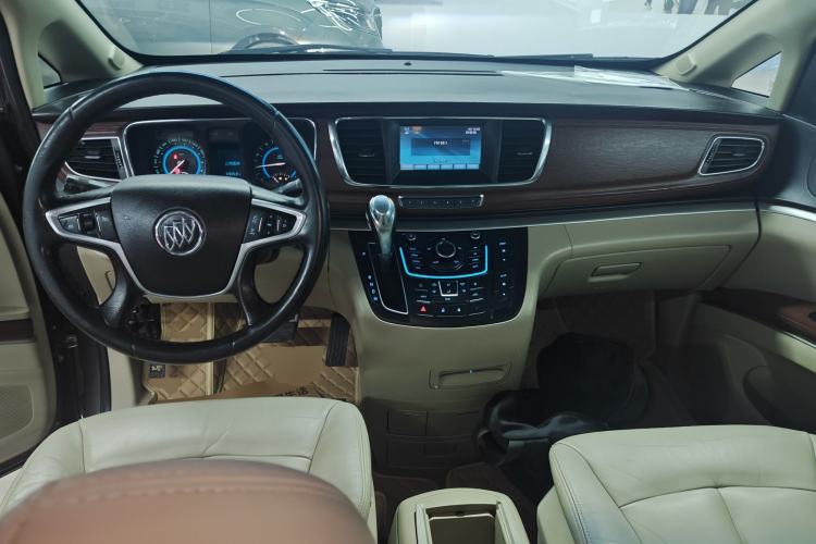 Used Buick GL8 2014 2.4L LT Luxury Business Executive Edition
