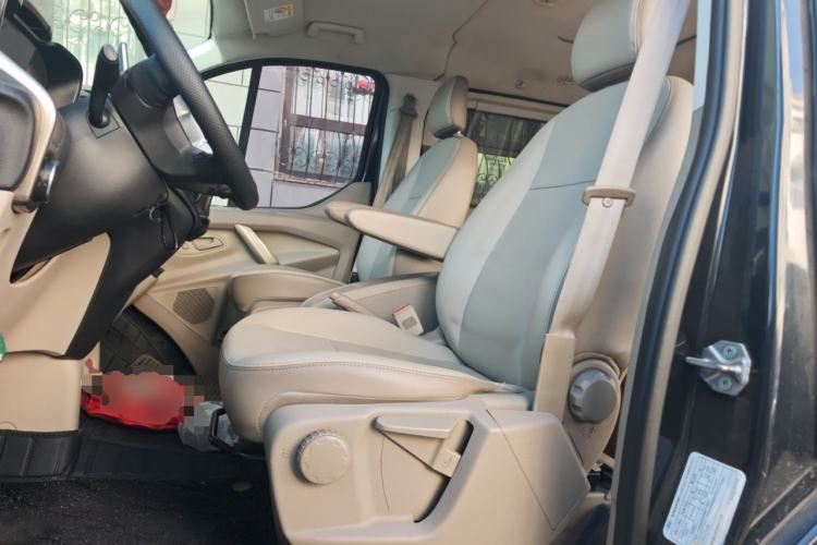 Used Ford Tourneo Custom 2016 2.0T Manual Elite Edition Left Front Seat