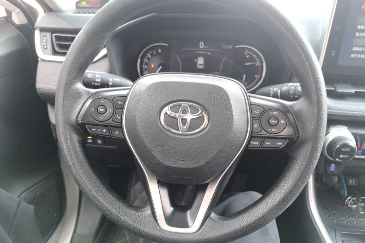 Used Toyota RAV4 2021 2.0L CVT Two-Wheel Drive Fashion Edition
