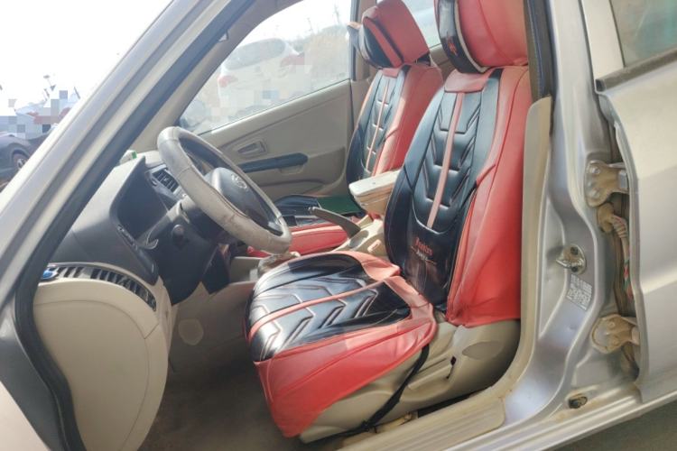 Used Soueast V3 Lingyue 2011 1.5L Manual Comfort Edition Left Front Seat