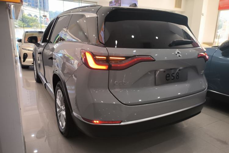 Used Nio ES8 2020 415 km Range 7-Seater Version