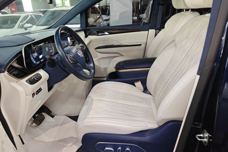 Used Buick GL8 2020 Avenir Avia Four-Seat Luxury Edition
