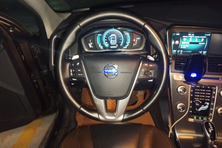 Used Volvo XC60 2015 T5 AWD Smart Drive Edition