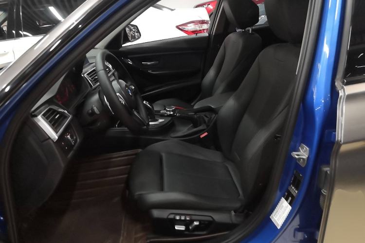 Used BMW 3 Series 2018 320Li Leading Model M Sport Package
