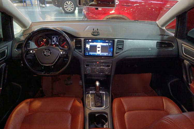 Used Volkswagen Golf Sportsvan 2016 230TSI Automatic Trend Edition
