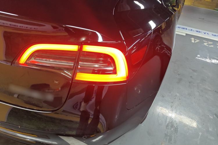 Used Tesla Model 3 2022 Rear-Wheel-Drive Version Right Rear Taillight