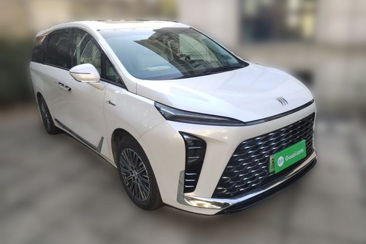 Used Buick GL8 New Energy 2024 Lu Zun Deluxe Edition 7-Seater Front Right 45 Deg