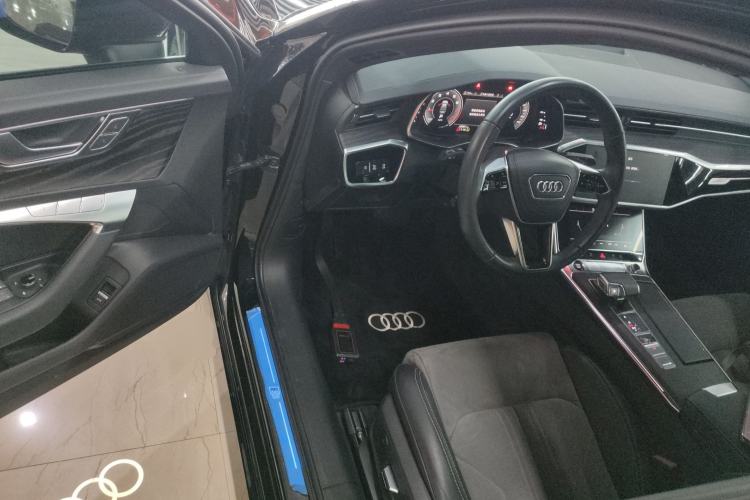 Used Audi A6L 2024 45 TFSI quattro Prestige Dynamic Edition
