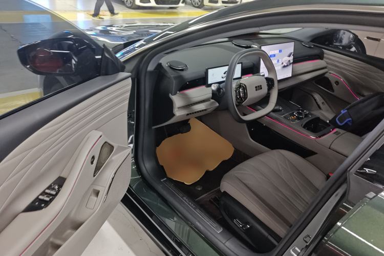 Used Geely Galaxy 8 2025 130km EM-i Deluxe Edition