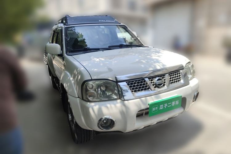 Used Nissan Paladin 2013 2.4L Four-Wheel Drive Luxury Version China IV Standard
