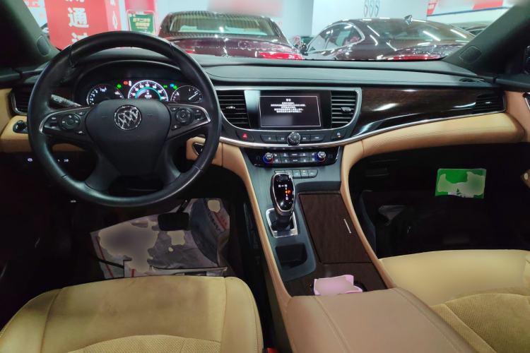 Used Buick LaCrosse 2018 28T Luxury Model