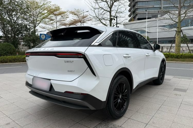 Used Venucia V 2021 260T Idol Edition