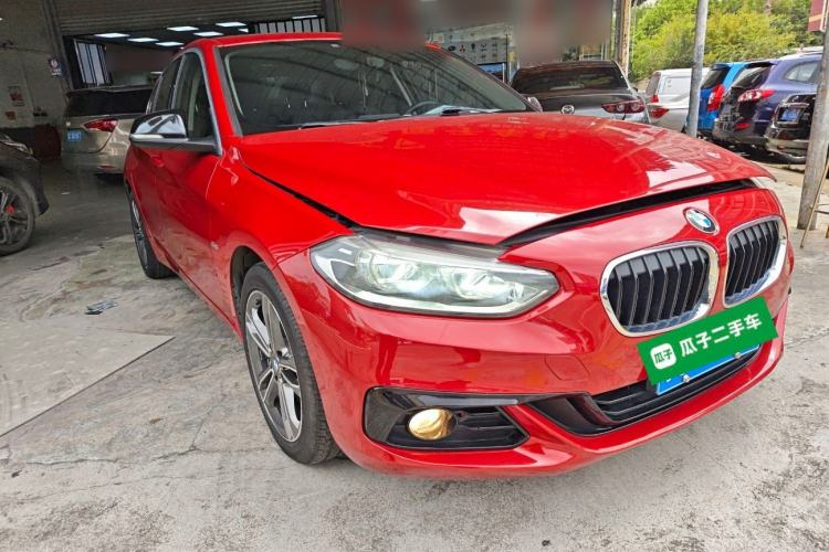 Used BMW 1 Series 2017 118i Sport Edition Front Right 45 Deg