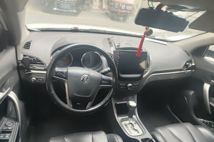 Used MG 5 2012 1.5L Automatic Navigation Edition Center Console