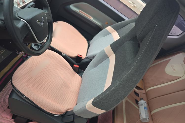 Used Wuling Hongguang MINIEV 2022 Macaron Premium Model – Lithium Iron Phosphate Left Front Seat