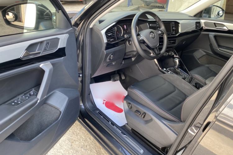 Used Volkswagen Tayron 2019 330TSI Two-Wheel Drive Luxury Model China VI Standard Interior 3