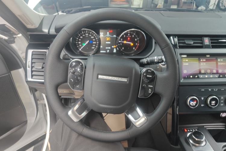 Used Land Rover Discovery 2019 3.0 SC V6 SE
