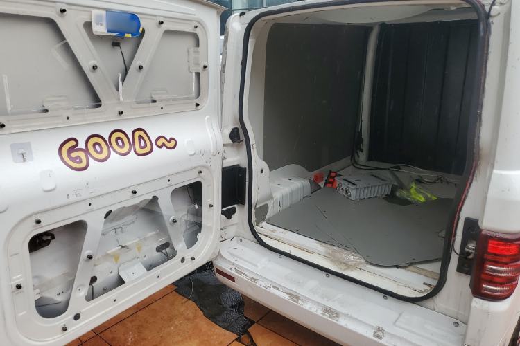 Used Chengshi 01 2021 Wealth Edition + 3.3KW Air Conditioner Single-Row Enclosed Van Two-Seater Dual Batteries Trunk