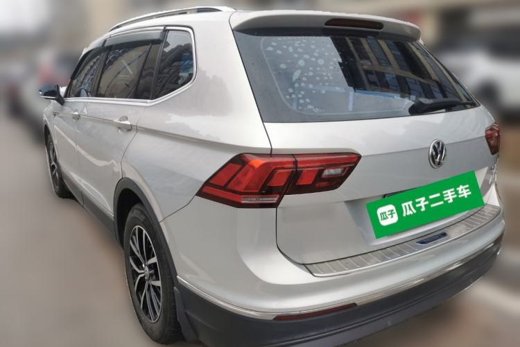 Used Volkswagen Tiguan L 2017 330TSI Automatic Two-Wheel Drive Comfort Edition Rear Left 45 Deg