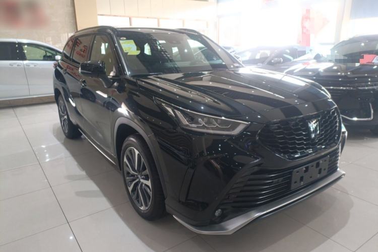 Used Toyota Crown Kluger 2026 Model 2.5L HEV All-Wheel-Drive Prestige Edition Front Right 45 Deg