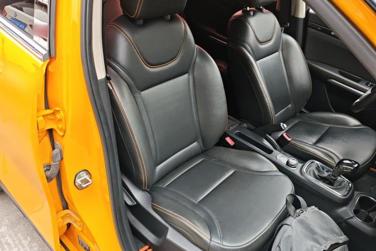 Used Dongfeng Aeolus AX4 2017 1.6L DCT Trendy Style
