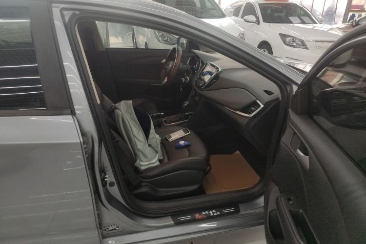 Used Chevrolet Monza 2020 Light Hybrid Redline 320T Dual-Clutch Joyful Edition
