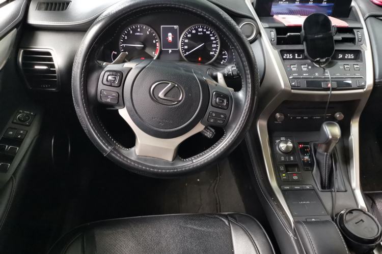 Used Lexus NX 2020 200 All-Wheel Drive Fēngshàng Version China VI Standard
