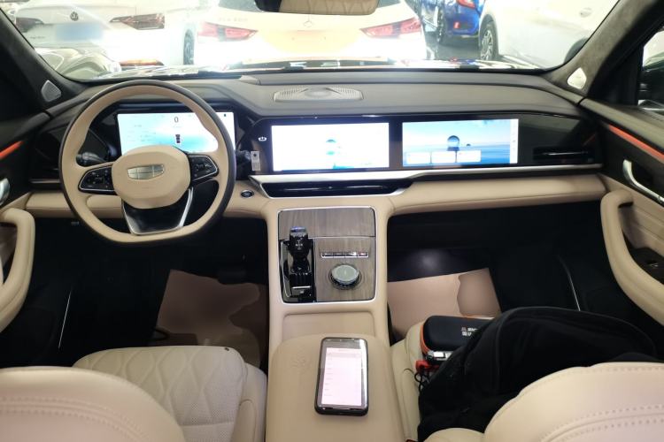 Used Geely Auto Monjaro L 2025 Dongfang Yao 2.0TD Automatic All-Wheel-Drive Wangyue Edition
