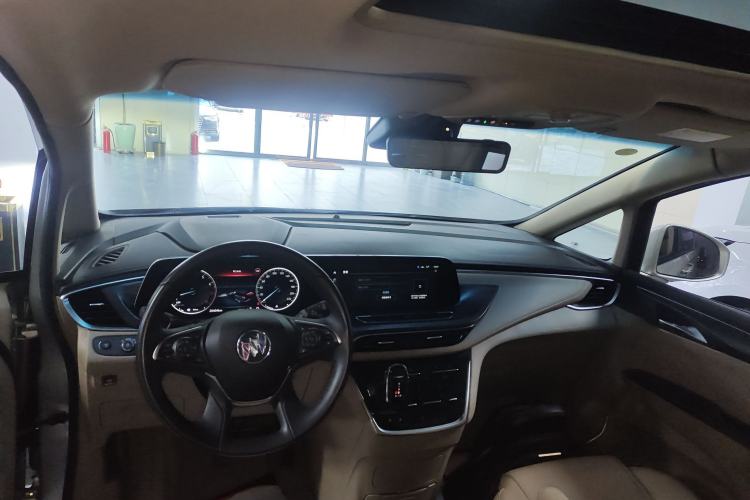 Used Buick GL8 2021 ES Landtrek 653T Luxury Model Interior 2