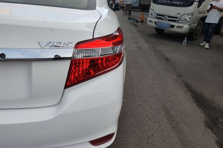 Used Toyota Vios 2014 1.3L Manual Value Edition Right Rear Taillight