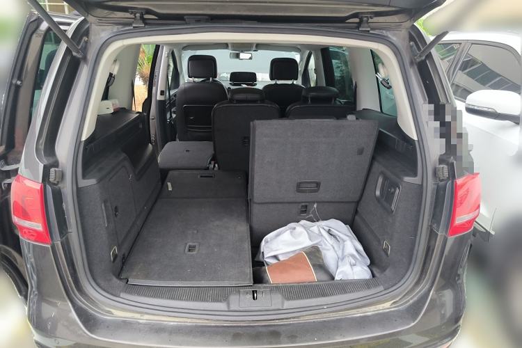 Used Volkswagen Sharan 2013 1.8TSI Comfort Model Trunk