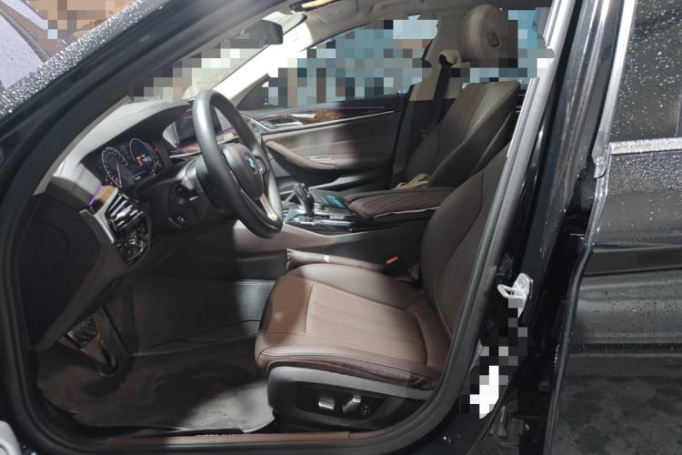 Used BMW 5 Series 2019 525Li Luxury Package Left Front Seat