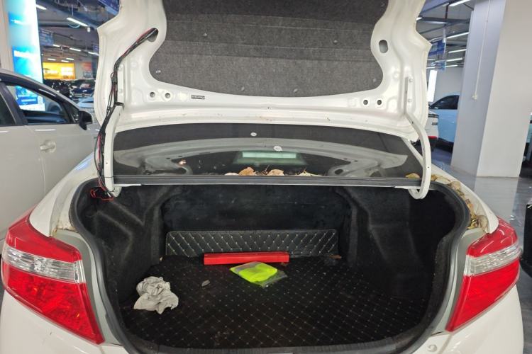 Used Toyota Vios 2014 1.3L Automatic Standard Edition Trunk