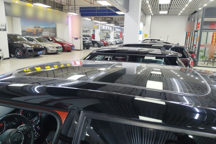 Used MINI 2018 1.5T COOPER Classic Edition Five-Door Version
